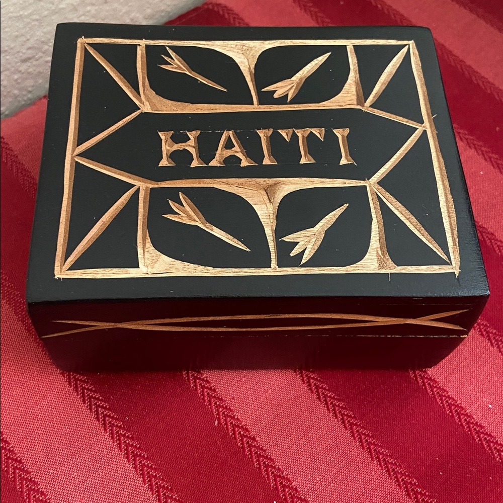 Vintage Handmade HAITI Black Wood Decorative Box